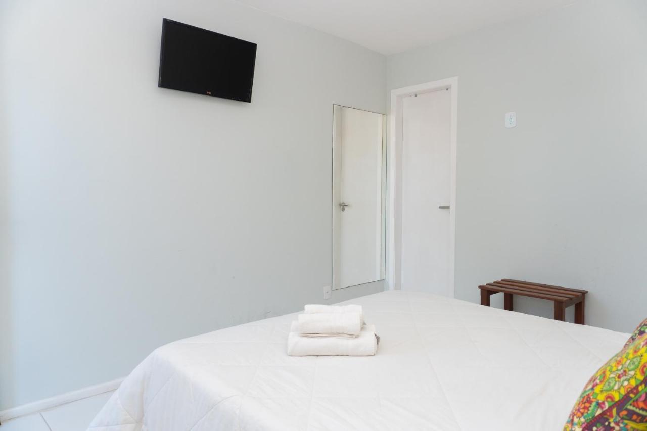 Quarto Duplo com Vista da Piscina